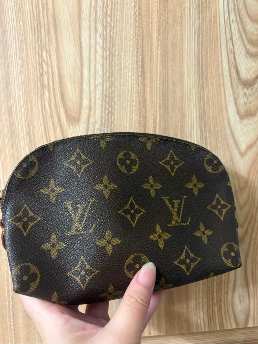 Authentic Louis Vuitton Pochette Cosmetic PM Monogram
